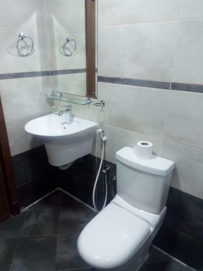 Tangier Tower Hotel Manáma Kültér fotó